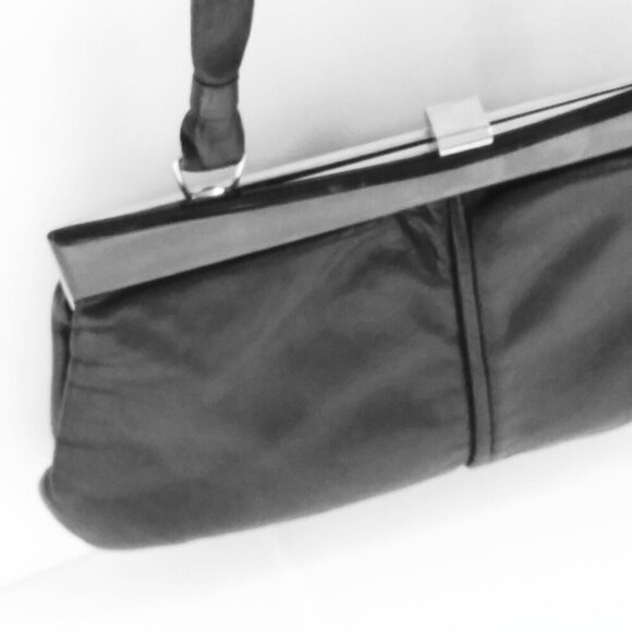 Unique Vintage Black Leather Satchel/Shoulder Frame Bag wth Chic Sleek Features - Picture 4 of 15